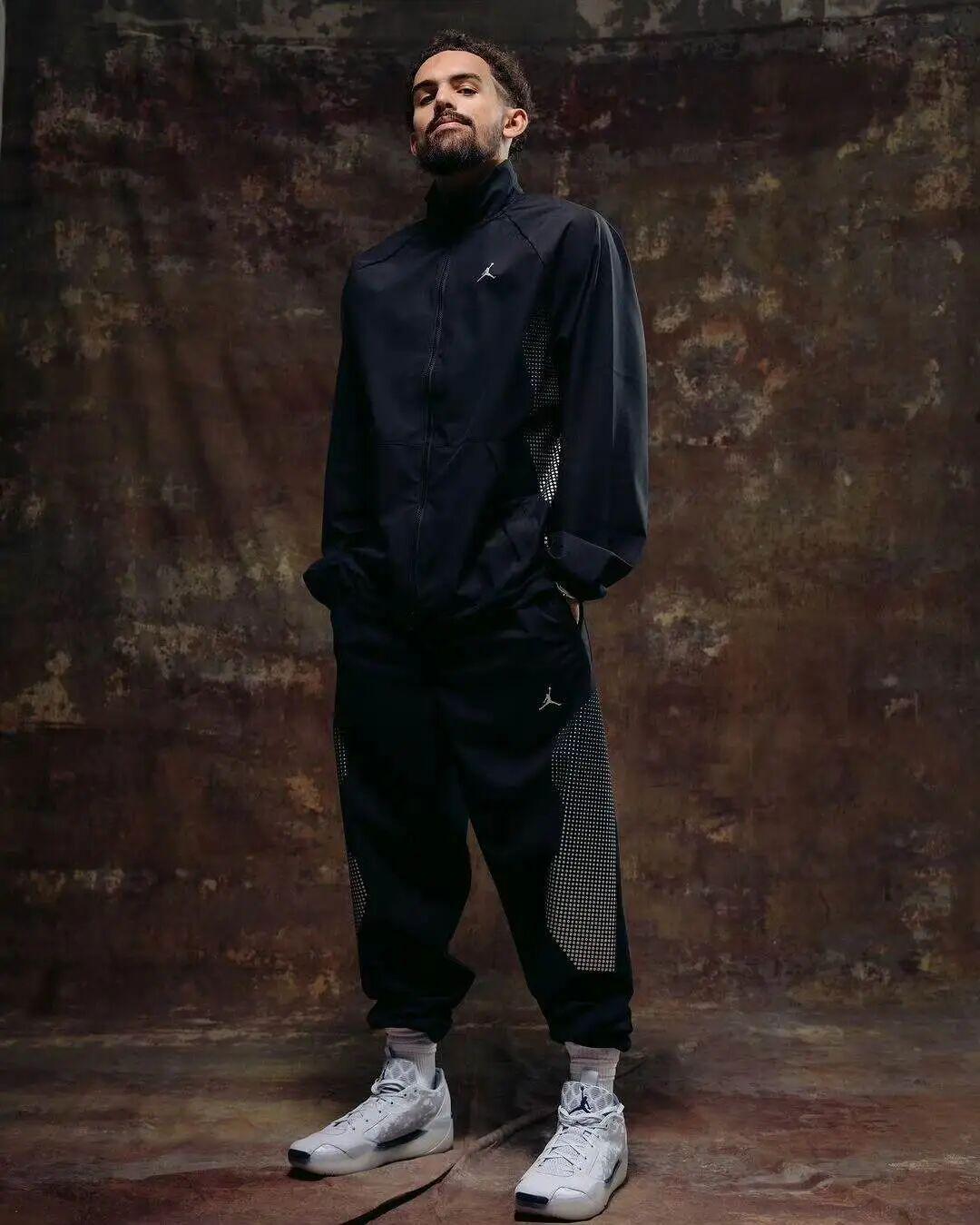 开云体育官网-新生代签名鞋！讨论度极高！已无下文...