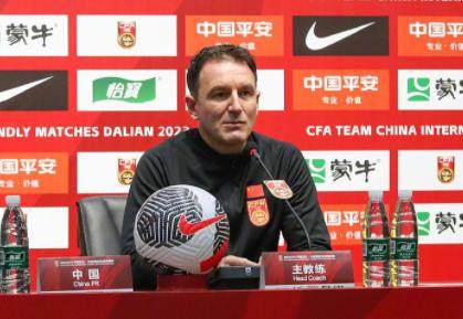 1697362347261072864.png 扬科维奇:现阶段重点是要控制情绪 对手风格平稳