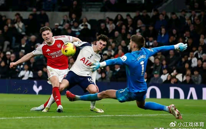 开云体育app-瓜帅妙手造新核，曼城后劲足，阿森纳真要掉链子？|瓜迪奥拉|奥赖利|泰贾尼-赖因德斯|西汉姆|媒体_新浪体育_新浪新闻