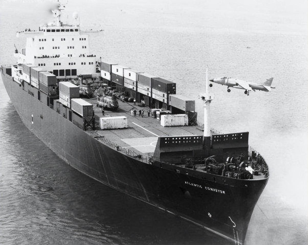 开云体育-集装箱船式辅助巡洋舰开始海试，舰载武装已恢复早期60单元垂发版